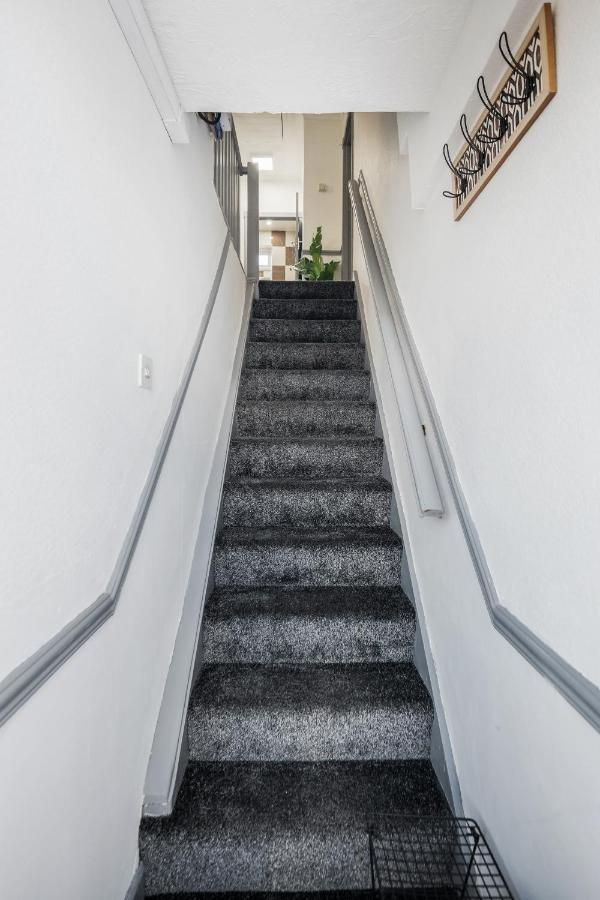 Heathrow 2-Bedroom Maisonette With Parking 西德雷顿 外观 照片