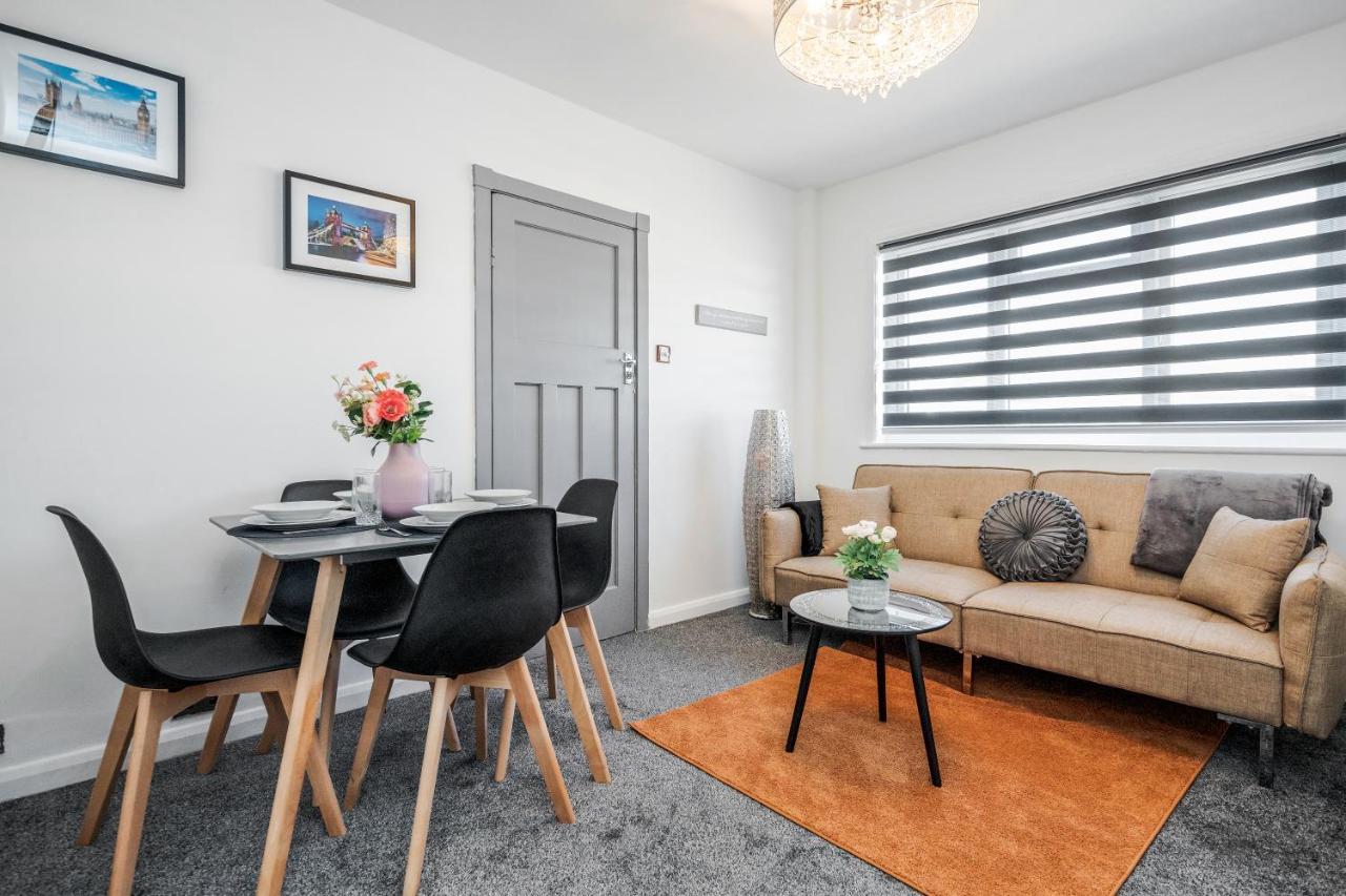 Heathrow 2-Bedroom Maisonette With Parking 西德雷顿 外观 照片